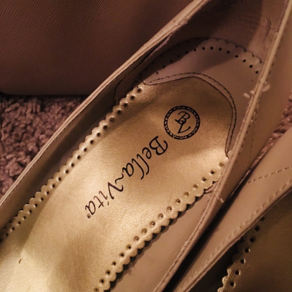 Pointed Heels - Picture 4 of 4